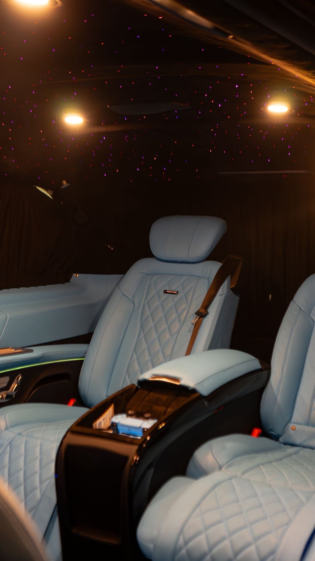 Chauffeur cabin with starlight headliner